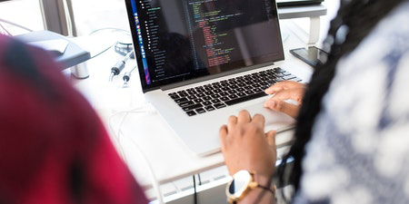 Ilustración de mantenimiento e integración de sistemas